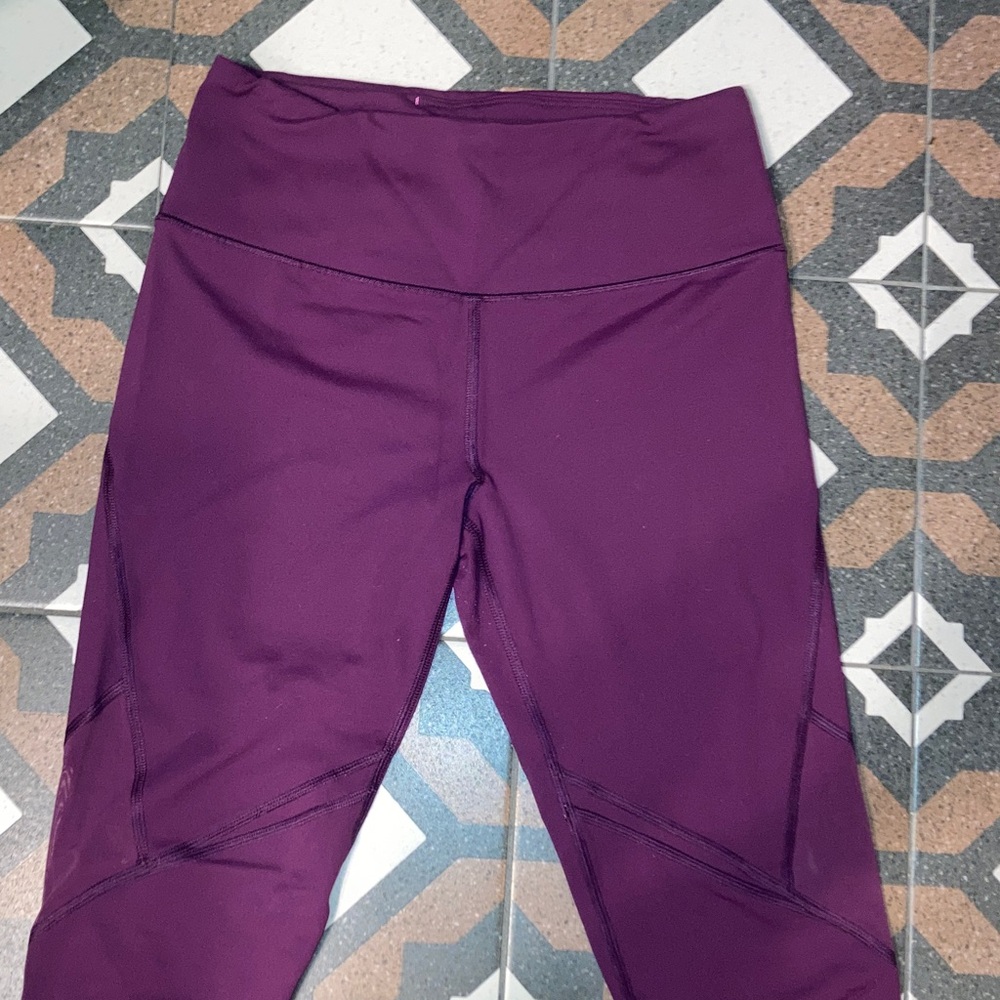 Total Knockout Sport Leggings by Victoria’s Secret - Picture 2 of 7